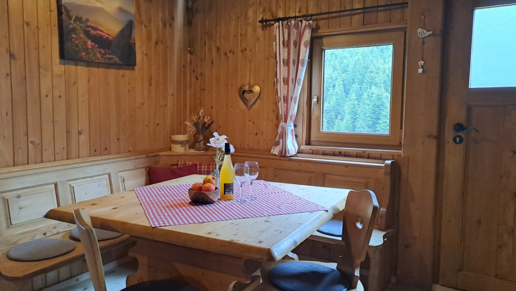 Heubodenhtte Tuxer Alpen ... Gria di auf der Heubodenhtte  